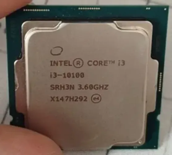 Intel Core i3-10100 4 Núcleos 8 Threads Excelente Estado