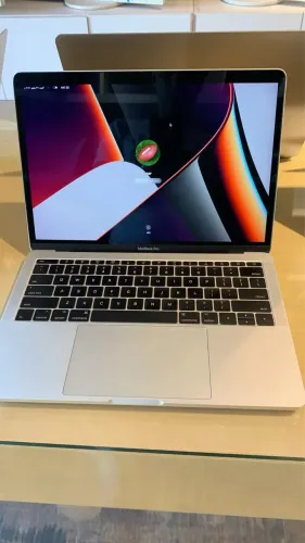 MacBook Pro 13 inch