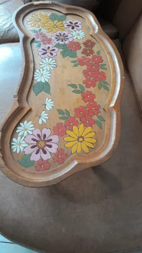 Mesinha bandeija antiga alemã