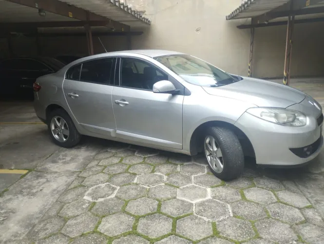 Renault Fluence Sed. Dynamique 2.0 16V Flex Mec. 2012