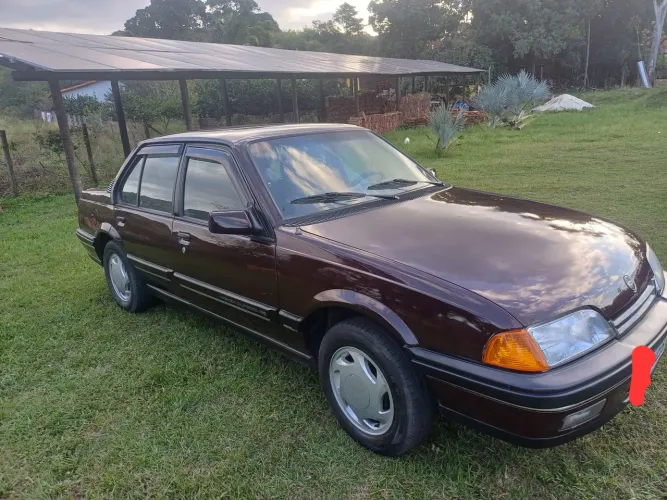 Chevrolet Monza Classic SE 2.0 /mpfi E EFI 2P E 4P 1993