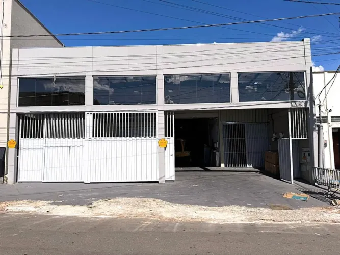Aluga-Se Galpão no Setor Vila Brasília