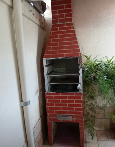 Vende se churrasqueira usada 2 vezes