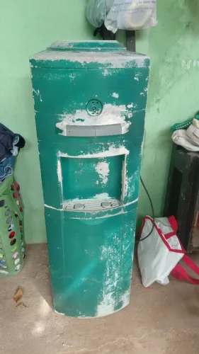 Bebedor esmaltec 127 v