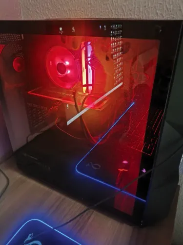PC Gamer - Acer Predator Orion