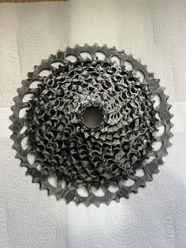 Cassete Sram x1275 + corrente Sram rainbow