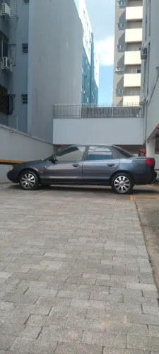 Ford Mondeo CLX 2.0i 4P MEC 1997