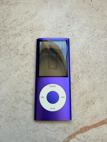 iPod Nano de 4ª geração Roxo 8gb - A1285