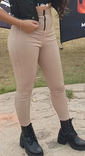 Calça Canelada