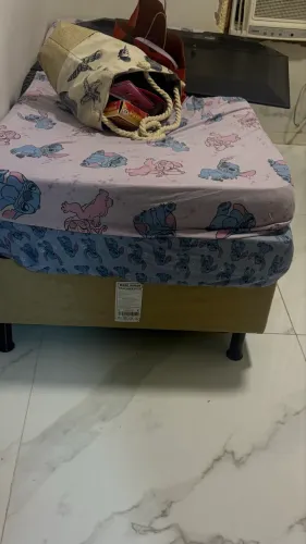 Cama solteiro com colchão