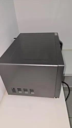Micro-ondas Midea 27L Espelhado - Seminovo - Usado 1x
