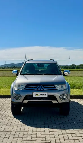 Mitsubishi Pajero Dakar HPE 3.2 4X4 T.I Dies 5P AUT 2014