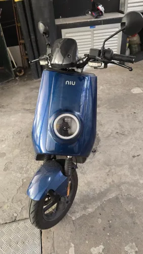Vendo NIU NQI SPORTS.