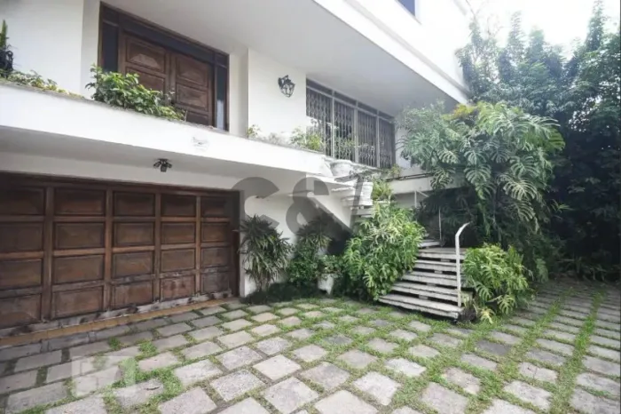 Imóvel Comercial - 5 Salas à Venda ou para Alugar no Jardim Guedala - São Paulo/SP.