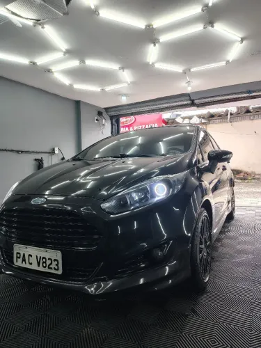 Ford Fiesta Sport 1.6 16V Flex Mec. 2016