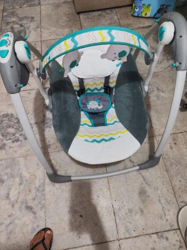 Cadeira balanço que balança sozinha 