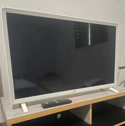 VENDO TV LG 32 POLEGADAS BRANCA 