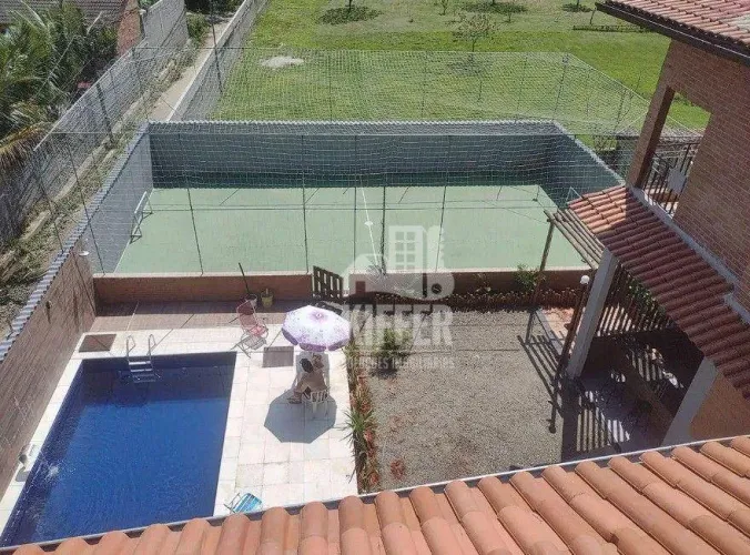 Casa 4 quartos em Itaipu.