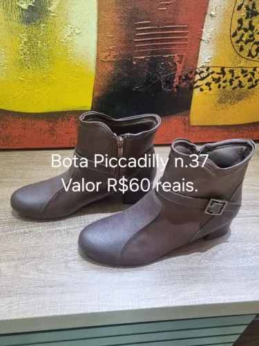 Maravilhosas Botas feminina.
