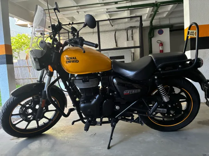 Moto seminova!