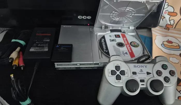 Ps2 plata lacrado Sony ainda