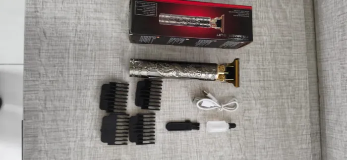Máquina de barbear nunca usada,elétrica para recarregar por apenas R$ 49.90