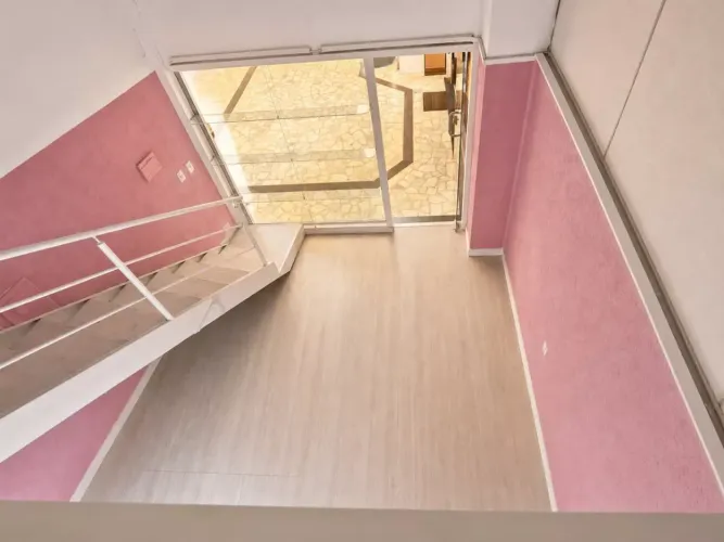 MOINHOS IMOBILIÁRIA aluga loja no Moinhos de Vento
