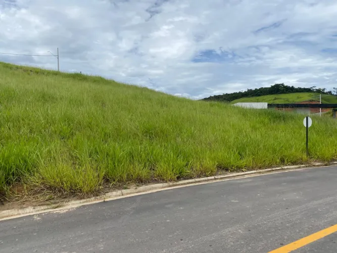 Lote para Venda em Volta Redonda / RJ no bairro Reserva do Vale 2