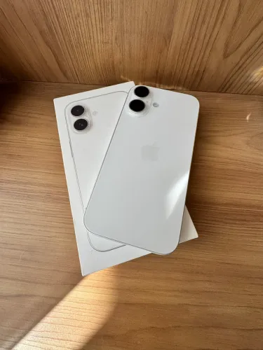 iPhone 16 128GB na garantia 