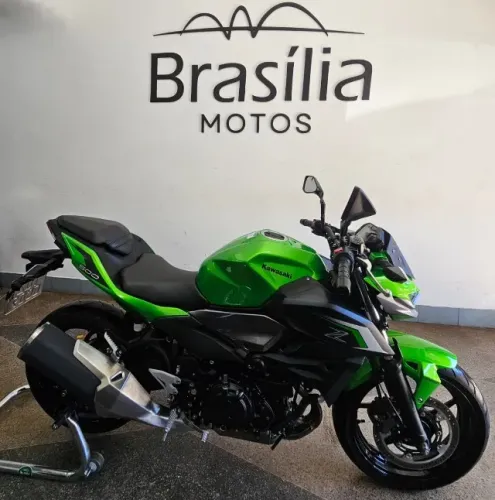 KAWASAKI Z500