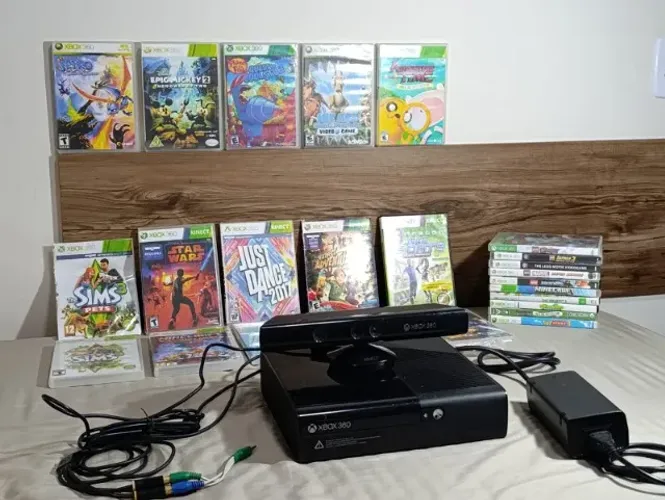 OFERTA: Xbox 360 (Desbloqueado) + Kinect + 2 Controles + Kit de Jogos