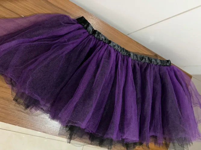 Saia de tule para fantasia - roxa com preto