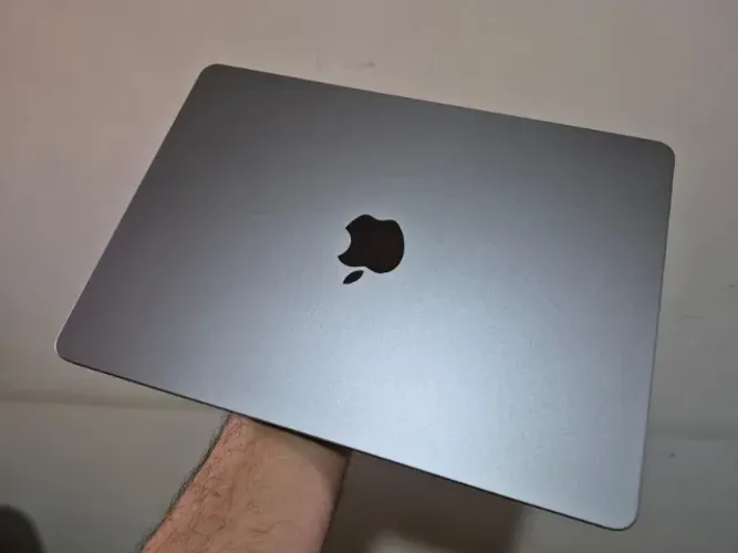 MacBook Air M2 | Impecável e Extremamente Rápido |
