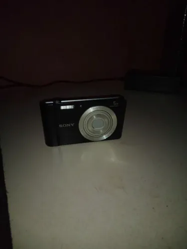 camera fotografica digital sony cyber shot preta com defeito