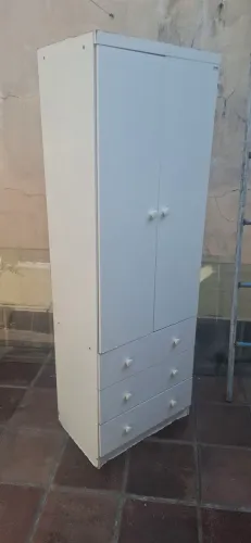 Guarda roupa infantil, entrego '
