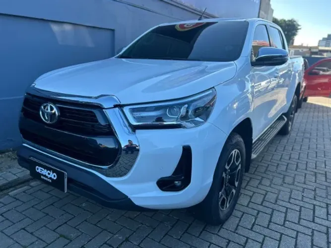 Toyota Hilux CD SRV 4X4 2.8 TDI Diesel Aut. 2025