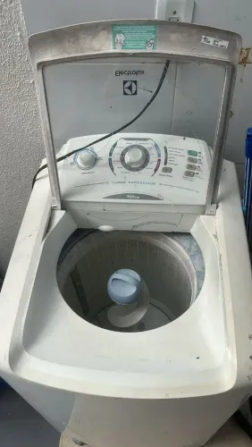 Máquina de lavar Eletrolux 10 kilos