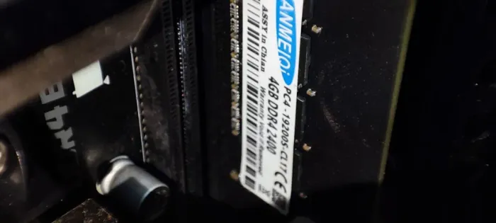 Memória RAM DDR4 4GB 2400MHz Kanmeiqi para PC desktop usada