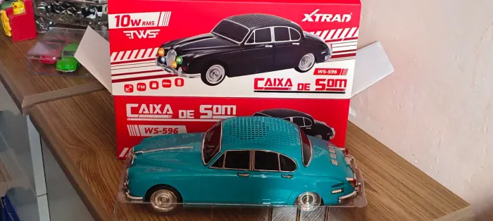 Caixa speaker " Carro Antigo " qualidade de som potente"