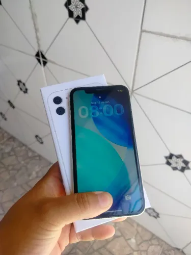iPhone 11 64gb impecável