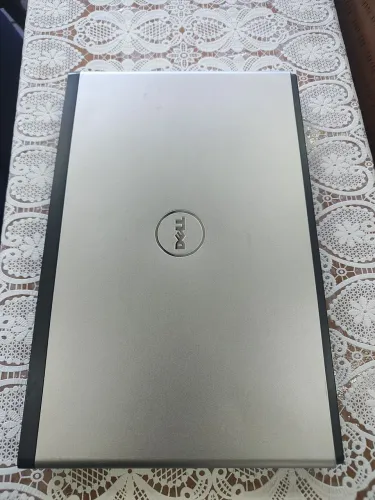Notebook Dell Vostro 3500 - Retirar peças
