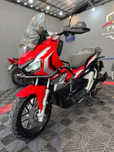 HONDA ADV