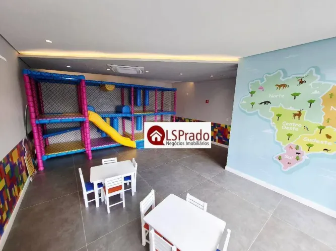 Ao lado Metro São Joaquim, 1 dormitório, varanda grill e 1 vaga!