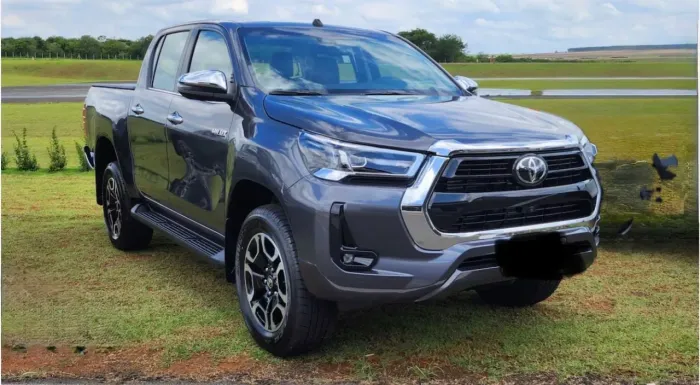 Toyota Hilux CD SRX 4X4 2.8 TDI 16V Diesel Aut. 2023