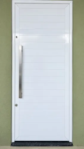 Porta alumínio  duplo 90 por 2,10 