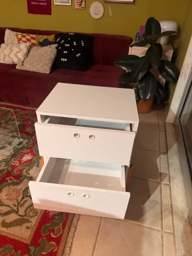 Mesa lateral 2 gavetas