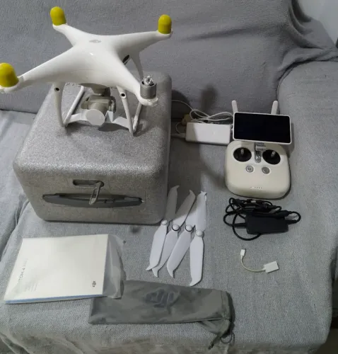 Drone Phantom 4 Pro Plus