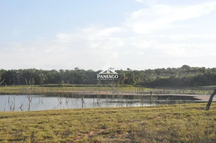 Chácara de 18 Hectares com Beira de Lago à Venda OPORTUNIDADE