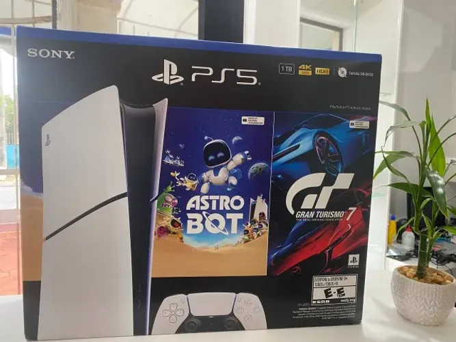 Playstation 5 Slim PROMOÇAO - PS5 - Semi Novo - C/ Garantia! Somos Loja!!