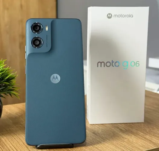 Celular Motorola G06 4G - 128/4 - Azul Marinho - Nacional 